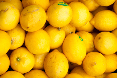 Top tips for cleaning your windows - use lemons!